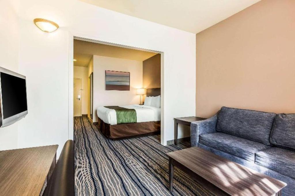 Ramada Suites By Wyndham San Diego Eksteriør bilde