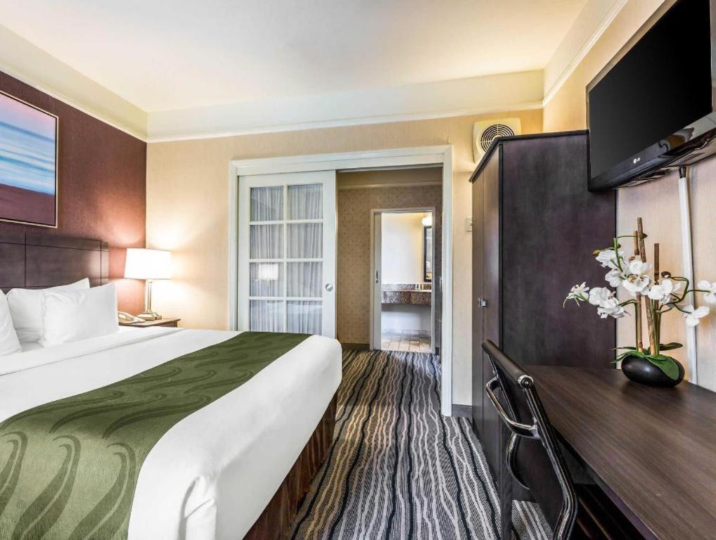Ramada Suites By Wyndham San Diego Eksteriør bilde